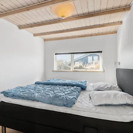 0242-romo-lakolk-242 *