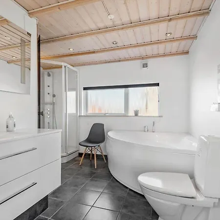 0242-romo-lakolk-242 Hébergement de vacances