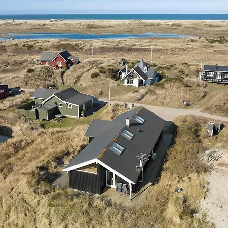 0242-romo-lakolk-242 *